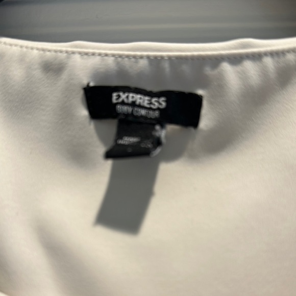 Express Ivory Sleeveless Fitted Bodysuit - Picture 2 of 4